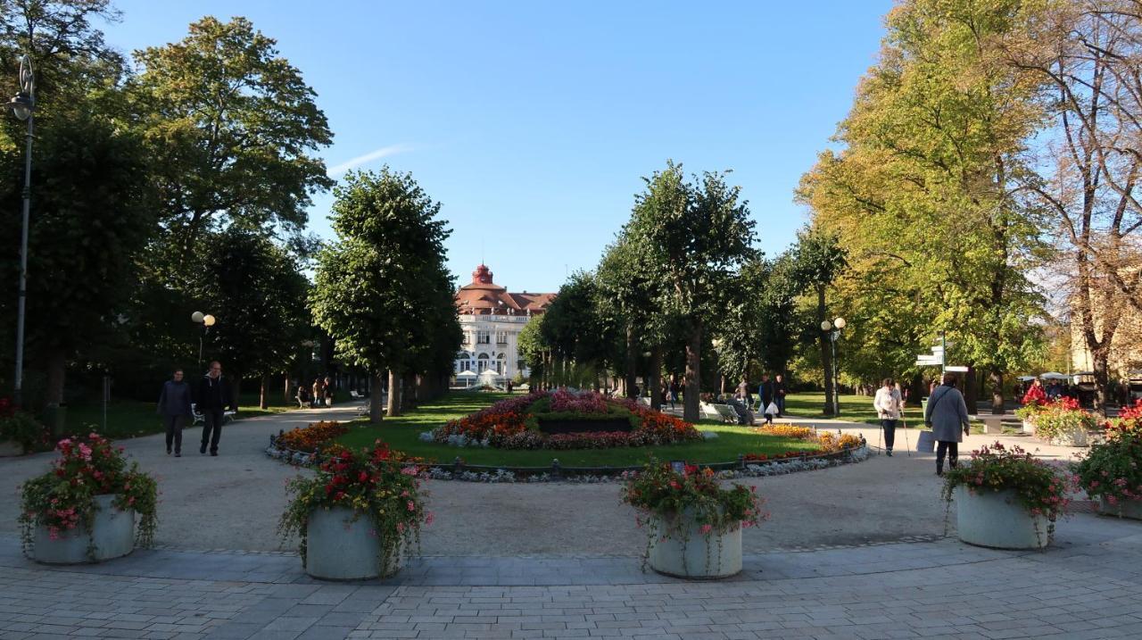 Apartment Carla Карловы Вары Экстерьер фото