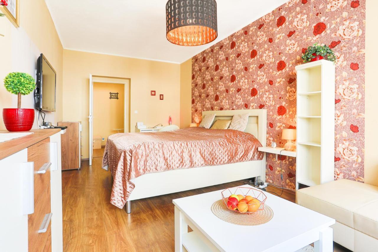 Apartment Carla Карловы Вары Экстерьер фото